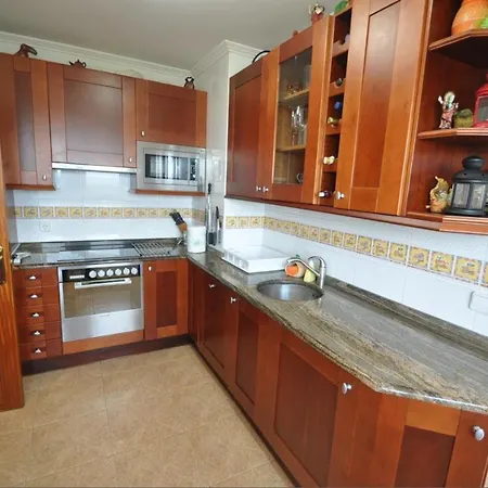 Chalet Adosado Con Encanto Junto Al Mar, En 펜션 *
