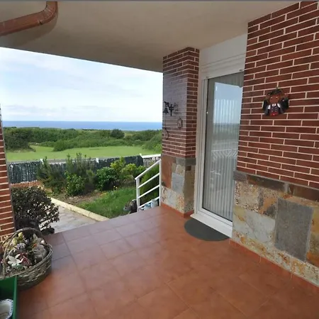 펜션 Chalet Adosado Con Encanto Junto Al Mar, En