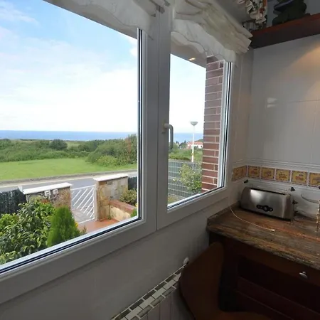 Chalet Adosado Con Encanto Junto Al Mar, En 펜션 *