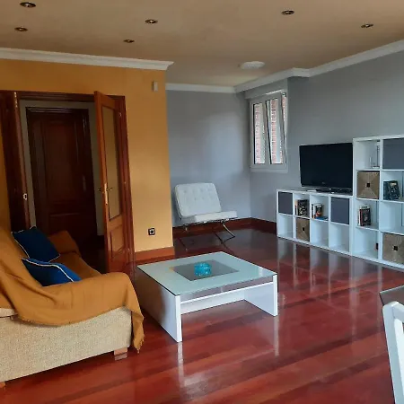 Chalet Adosado Con Encanto Junto Al Mar, En 펜션 *