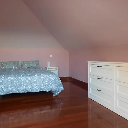 Chalet Adosado Con Encanto Junto Al Mar, En 펜션 *